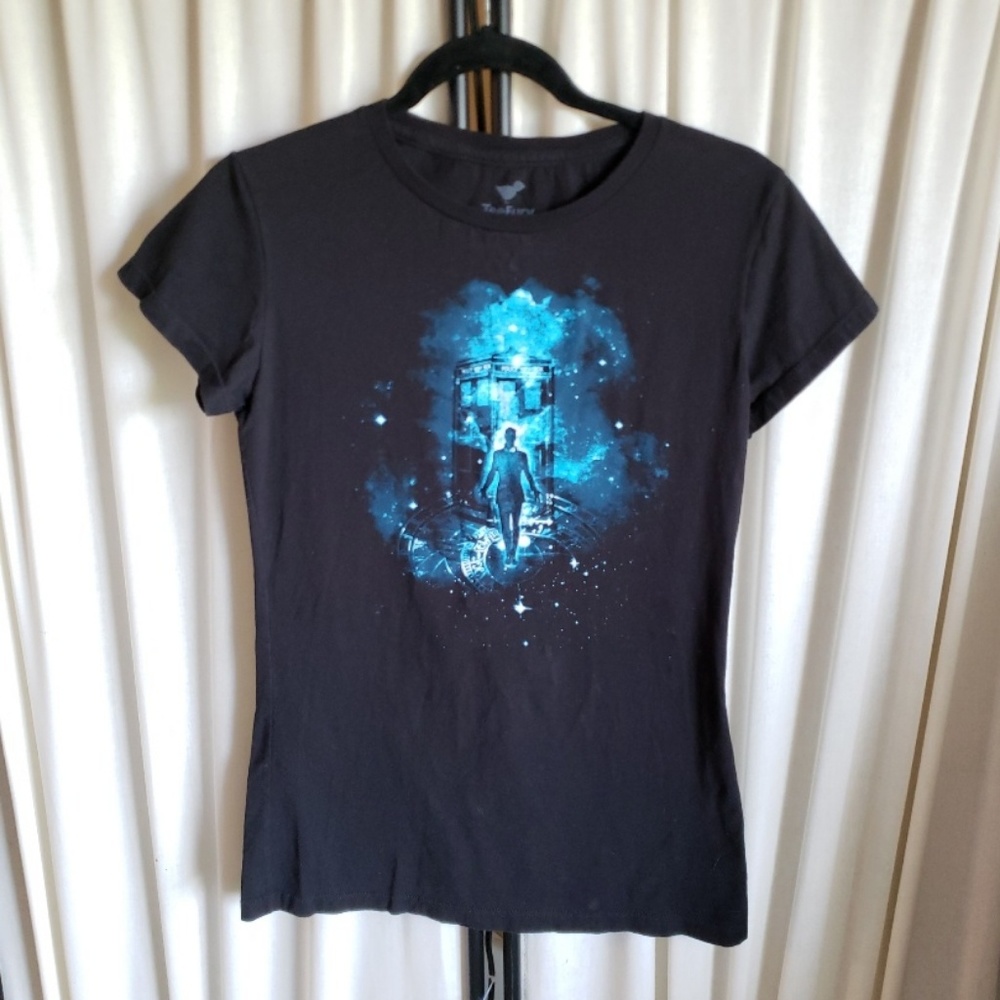 1 Tee Fury Doctor Who TARDIS short sleeve shirt, L